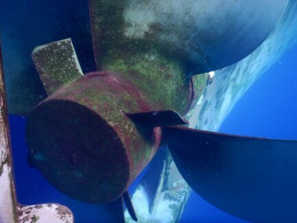 Propeller Polishing Before | NSD LTD