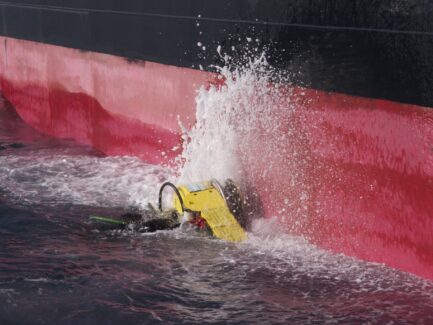 Hull Cleaning | NSD LTD